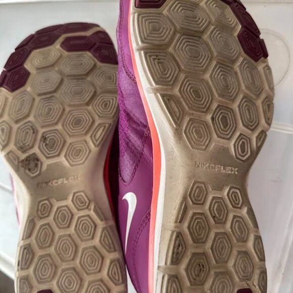 Nike Flex TR 5 Running Shoes (724858-500) Women’s Size 11 - Picture 4 of 5